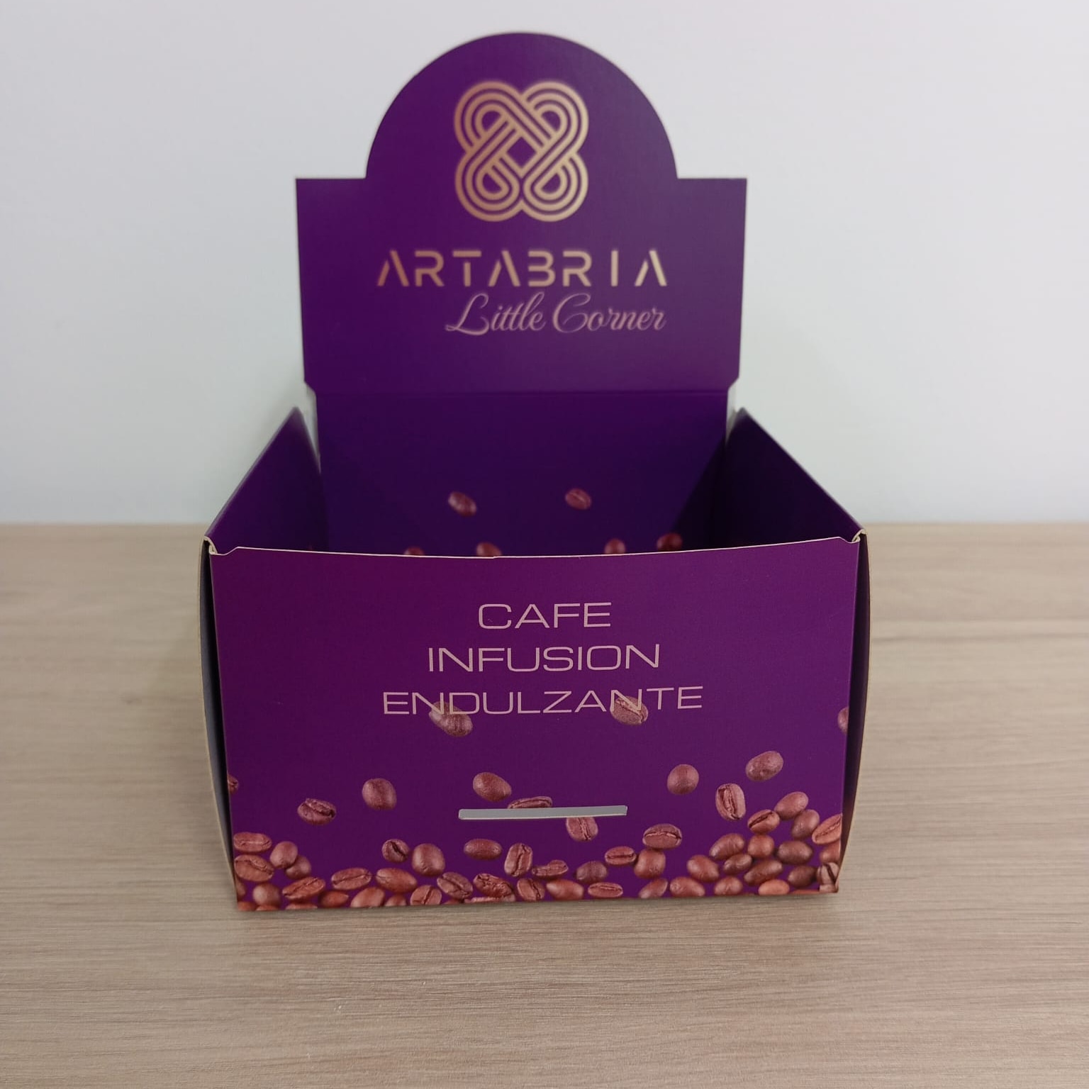 CAJA ARTABRIA LITTLE CORNER